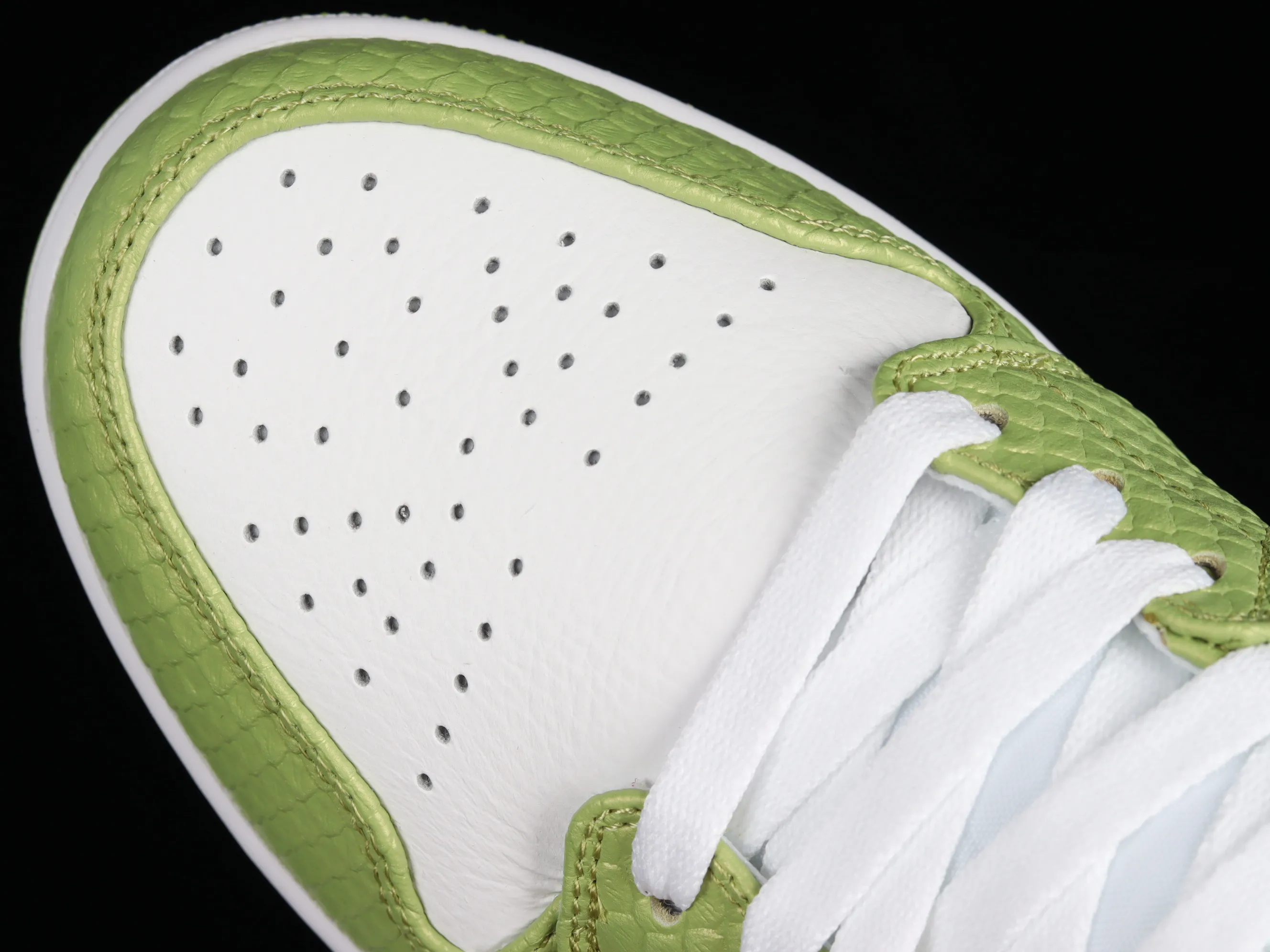 All categories Air Jordan Jordan series basketball shoes Air Jordan 1 Mid Air Jordan 1 Mid SE "Green Python" AJ1 Joe 1 Green Snake DV2959-113